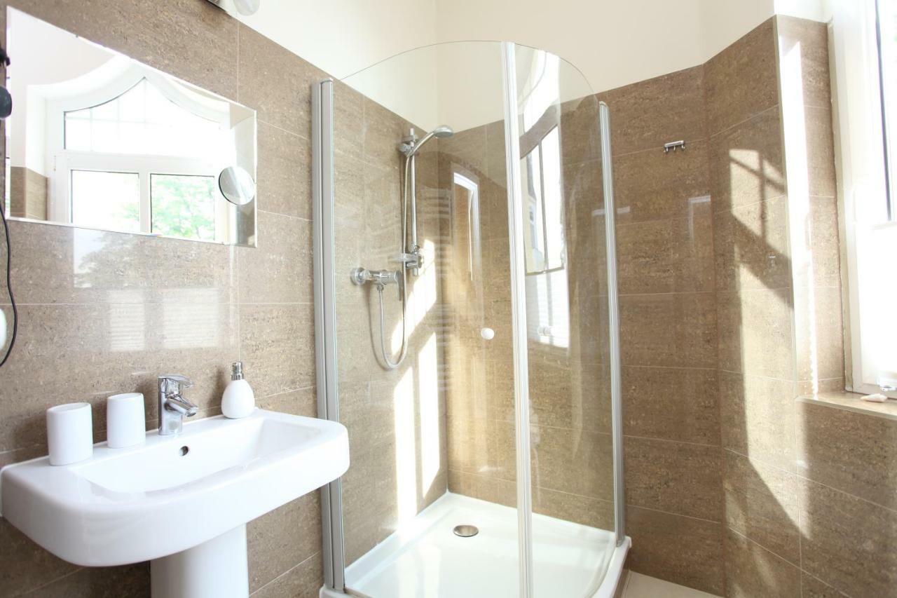 Luminos Apartment Росток Екстериор снимка